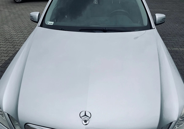 Mercedes-Benz Klasa E cena 49900 przebieg: 175000, rok produkcji 2009 z Poznań małe 596